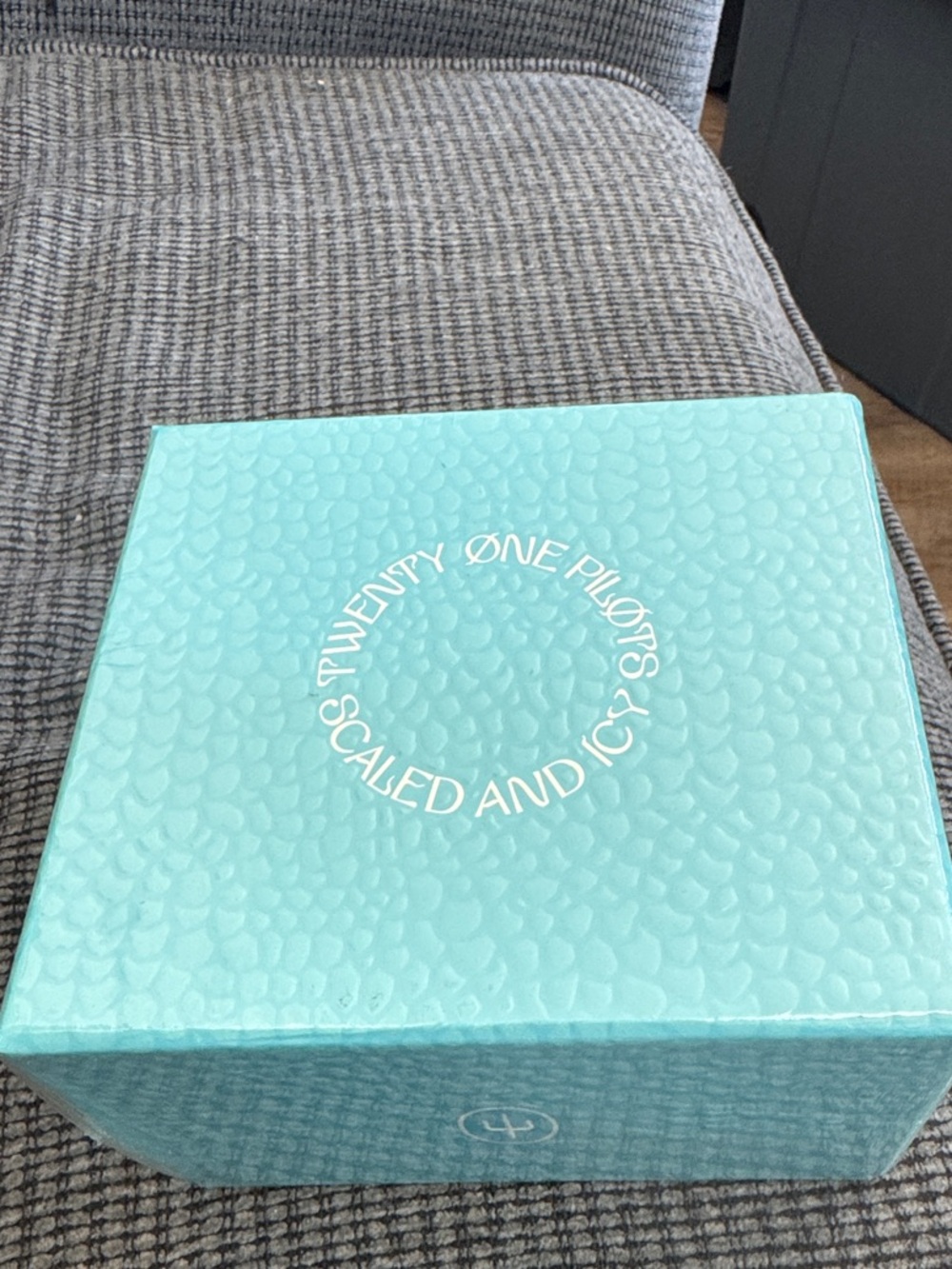 Twenty One Pilots Scaled and Icy Turquoise Collector Box unopened PRISTINE
